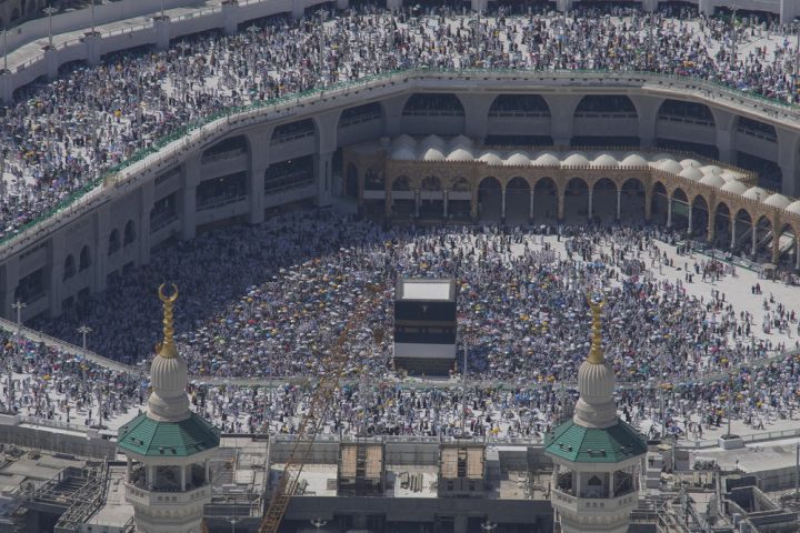 Muslim pilgrims wrap up Hajj pilgrimage in deadly heat