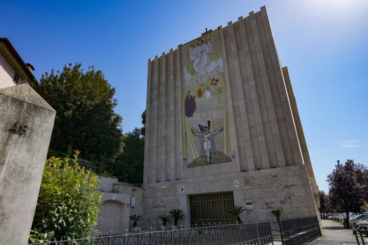 Mosaics by an artist accused of abusing women will stay on the Lourdes shrine, for now