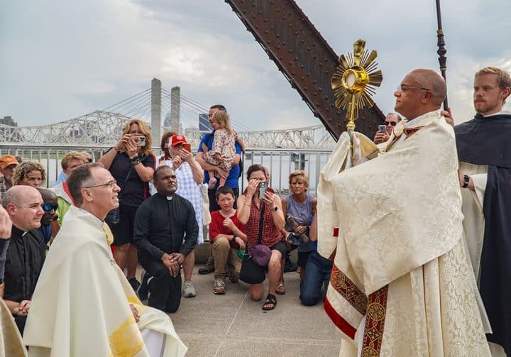 US bishops' Eucharistic Revival misses how synodality makes for better Eucharist